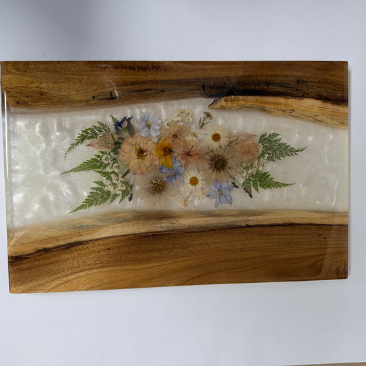Dried Pressed Flower With Koa Wood Charcuterie Board