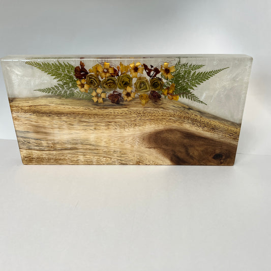 Koaiʻa and Dried Flowers Charcuterie Board with Dried Local Flowers